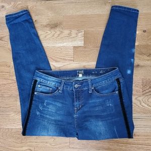 True Craft jeans